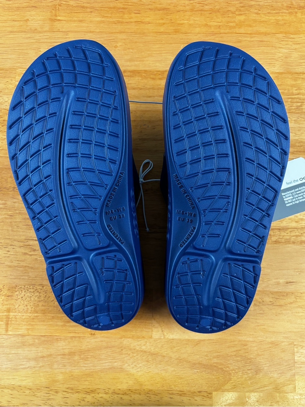 OOFOS Ooahh Navy Blue Slide Sandals Comfort Slip On Women’s 8, Men’s 6 - Picture 7 of 12